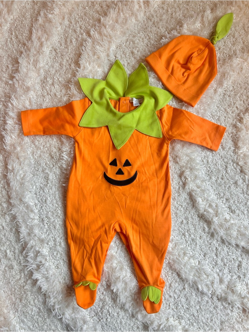 Kissy Kissy Pumpkin Halloween Ghosts Footie Romper with Green Leaf Collar & Hat